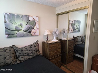 This rare 2bedroom, 2bathroom home offers a spacious living room on Great Eagle Golf Club in Arizona - for sale on GolfHomes.com, golf home, golf lot