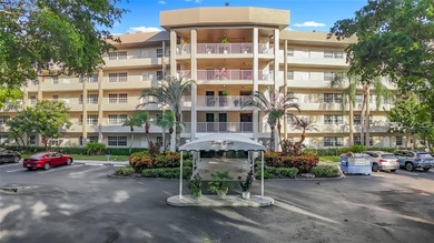Look no further. This superb and spacious 3br - 2ba corner unit on Palm-Aire Country Club and Resort - Palms in Florida - for sale on GolfHomes.com, golf home, golf lot