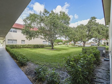 Move-in ready FIRST FLOOR 1BR/1.5BA in the desirable Vista on The American Golf Club in Florida - for sale on GolfHomes.com, golf home, golf lot