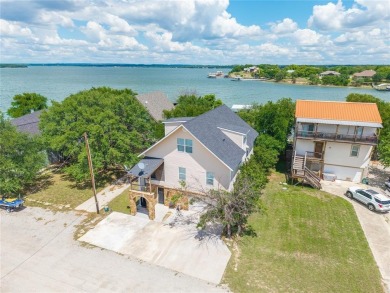 Lakefront Luxury with Unmatched Views and Entertaining Space

 on Hideout Golf Club and Resort  in Texas - for sale on GolfHomes.com, golf home, golf lot