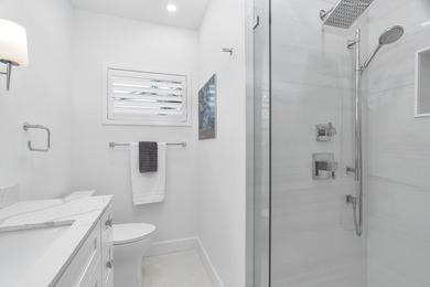 Stunning, fully renovated, 3/2 pool home in desirable Parrot on Lake Worth Municipal Golf Course in Florida - for sale on GolfHomes.com, golf home, golf lot