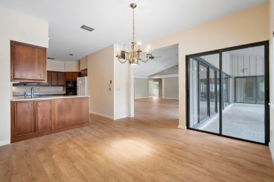 Opportunity Knocks in Mariner Sands Country Club!This spacious 2 on Mariner Sands Country Club in Florida - for sale on GolfHomes.com, golf home, golf lot