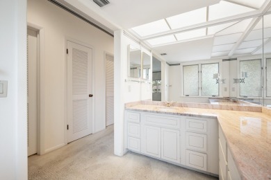 Opportunity Knocks in Mariner Sands Country Club!This spacious 2 on Mariner Sands Country Club in Florida - for sale on GolfHomes.com, golf home, golf lot