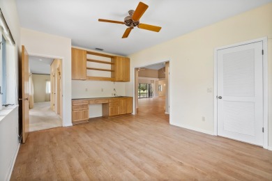 Opportunity Knocks in Mariner Sands Country Club!This spacious 2 on Mariner Sands Country Club in Florida - for sale on GolfHomes.com, golf home, golf lot