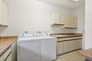Opportunity Knocks in Mariner Sands Country Club!This spacious 2 on Mariner Sands Country Club in Florida - for sale on GolfHomes.com, golf home, golf lot