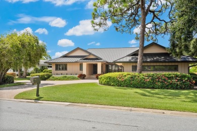 Opportunity Knocks in Mariner Sands Country Club!This spacious 2 on Mariner Sands Country Club in Florida - for sale on GolfHomes.com, golf home, golf lot