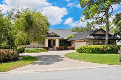 Opportunity Knocks in Mariner Sands Country Club!This spacious 2 on Mariner Sands Country Club in Florida - for sale on GolfHomes.com, golf home, golf lot