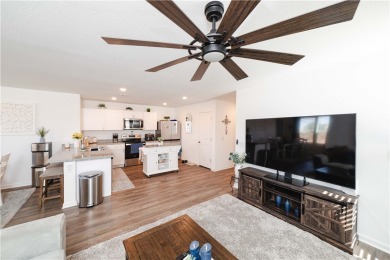 3 BEDROOM, 2 BATHROOM SITE-BUILT HOME IN THE VALLE VISTA GOLF on Valle Vista Golf Course in Arizona - for sale on GolfHomes.com, golf home, golf lot