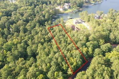You won't find a better deal for a dockable lakefront lot, with on The Patriot Golf Club At Grand Harbor in South Carolina - for sale on GolfHomes.com, golf home, golf lot