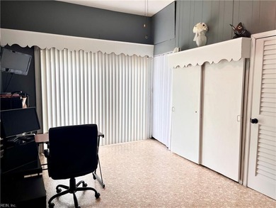 Welcome to Cavalier Manor, an established Portsmouth on Bide-A-Wee Golf Course in Virginia - for sale on GolfHomes.com, golf home, golf lot