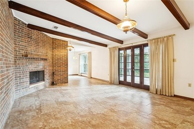 This opportunity doesn't come up often--living on the golf on Pinewood Country Club in Louisiana - for sale on GolfHomes.com, golf home, golf lot