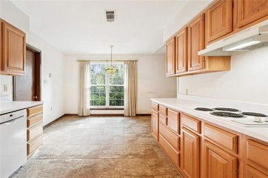 This opportunity doesn't come up often--living on the golf on Pinewood Country Club in Louisiana - for sale on GolfHomes.com, golf home, golf lot