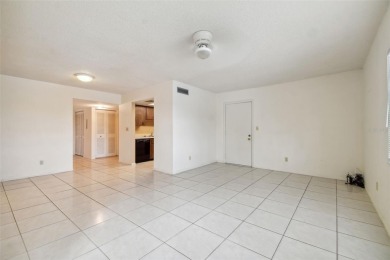 Welcome to this spacious condo located in the desirable on Clearwater Executive Golf Course in Florida - for sale on GolfHomes.com, golf home, golf lot