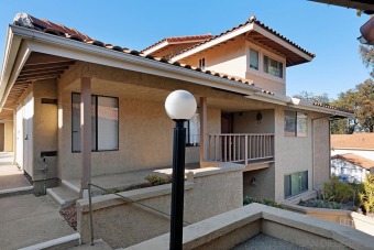 PRICED TO SELL!!! This light & bright corner unit will not last! on Bernardo Heights Country Club in California - for sale on GolfHomes.com, golf home, golf lot