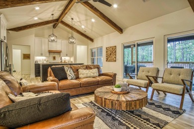 If you want to do outside entertaining give this house a look! on Granada Golf Course in Arkansas - for sale on GolfHomes.com, golf home, golf lot