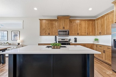 Highly sought-after Carriage Hill West home near Lake Lowell and on Hunters Point Golf Club in Idaho - for sale on GolfHomes.com, golf home, golf lot