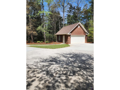 Welcome to your dream home! Nestled in a prestigious golf course on Landings Golf Club in Georgia - for sale on GolfHomes.com, golf home, golf lot