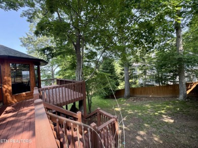 Stunning Log Cabin style Retreat on Norris Lake - Community on The Greens at Deerfield in Tennessee - for sale on GolfHomes.com, golf home, golf lot