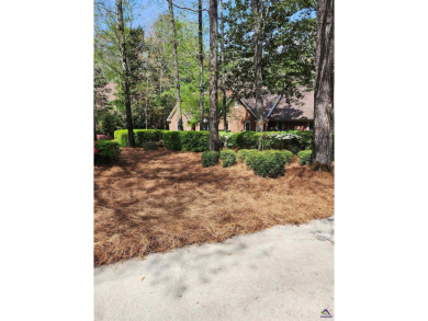 Welcome to your dream home! Nestled in a prestigious golf course on Landings Golf Club in Georgia - for sale on GolfHomes.com, golf home, golf lot