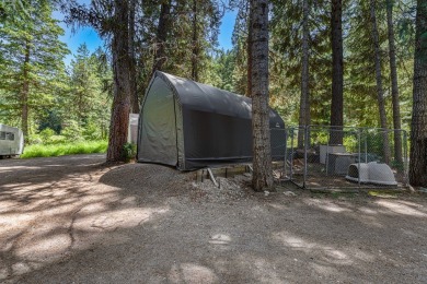 Artistically remodeled and lovingly maintained single level on Jug Mountain Ranch Golf Course in Idaho - for sale on GolfHomes.com, golf home, golf lot
