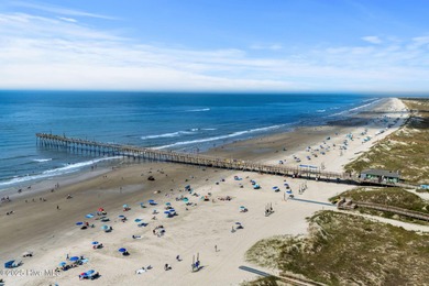 Recently updated and move-in ready, this top-floor 1-bedroom on Carolina Shores Golf Course in North Carolina - for sale on GolfHomes.com, golf home, golf lot