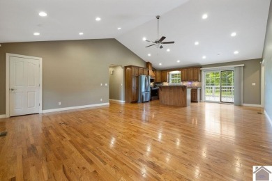 Nestled on a spacious one acre lot just outside the heart of on Sullivans Par Three in Kentucky - for sale on GolfHomes.com, golf home, golf lot