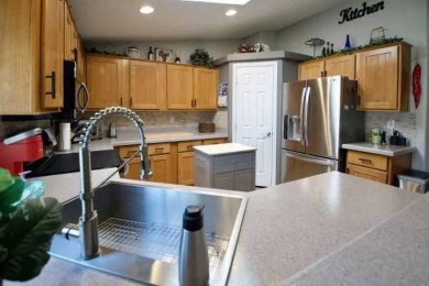 #94 Step into comfort and quality with this beautifully updated on Mountain Brook Golf Club in Arizona - for sale on GolfHomes.com, golf home, golf lot