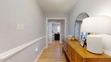 Charming 3-bedroom bungalow located in the desirable Trent Woods on New Bern Golf and Country Club in North Carolina - for sale on GolfHomes.com, golf home, golf lot