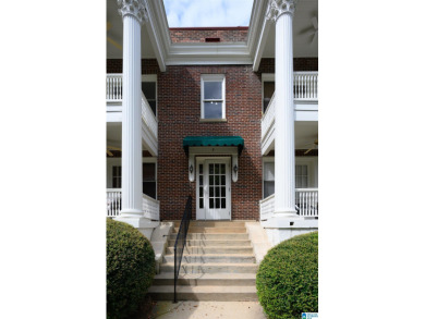 Welcome home to this updated condo in the highly desirable on  in Alabama - for sale on GolfHomes.com, golf home, golf lot