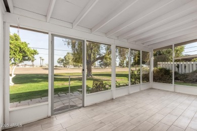 PREPARE TO BE IMPRESSEDPLETELY REMODELED TO PERFECTION-KITCHEN on Sun City South Golf Course in Arizona - for sale on GolfHomes.com, golf home, golf lot