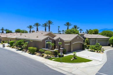 Beautiful 2 bedroom, 2 bathroom, plus den home with pool, spa & on Heritage Palms Golf Club in California - for sale on GolfHomes.com, golf home, golf lot