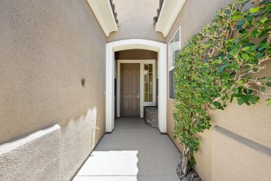 Beautiful 2 bedroom, 2 bathroom, plus den home with pool, spa & on Heritage Palms Golf Club in California - for sale on GolfHomes.com, golf home, golf lot