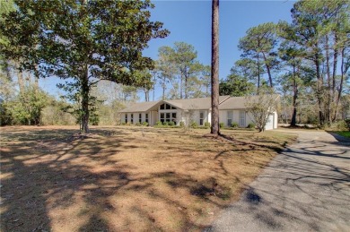 Looking for a great home on a golf course? Look no more! Come on Cypress Country Club and Golf Club  in Alabama - for sale on GolfHomes.com, golf home, golf lot