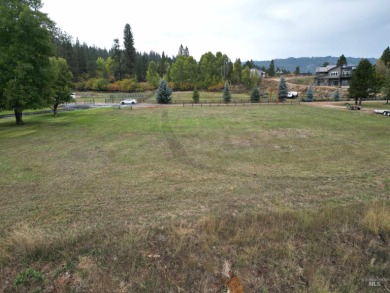 186 feet of stunning riverfront on the Middlefork of the Payette on Terrace Lakes Golf Resort in Idaho - for sale on GolfHomes.com, golf home, golf lot