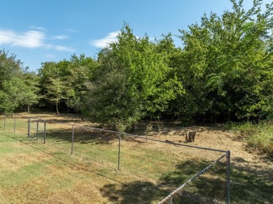 This beautifully maintained brick home is in a quite tree-shaded on White Bluff Resort - New Course in Texas - for sale on GolfHomes.com, golf home, golf lot