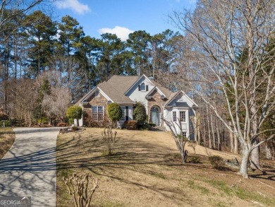 Spacious 4-Bedroom Home with Fully Finished Basement in on Mirror Lake Golf Club in Georgia - for sale on GolfHomes.com, golf home, golf lot