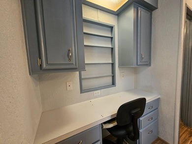 Immaculate 1BD 1.5BA with Arizona Room and 2-Car Tandem Carport on Viewpoint Golf Resort in Arizona - for sale on GolfHomes.com, golf home, golf lot