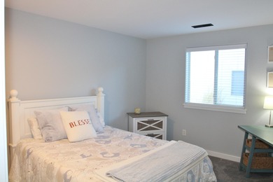 Tastefully updated, move-in ready, easy living home near on Harbor Links Golf Course in Oregon - for sale on GolfHomes.com, golf home, golf lot