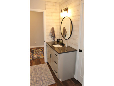 Tastefully updated, move-in ready, easy living home near on Harbor Links Golf Course in Oregon - for sale on GolfHomes.com, golf home, golf lot