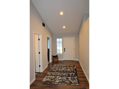 Tastefully updated, move-in ready, easy living home near on Harbor Links Golf Course in Oregon - for sale on GolfHomes.com, golf home, golf lot