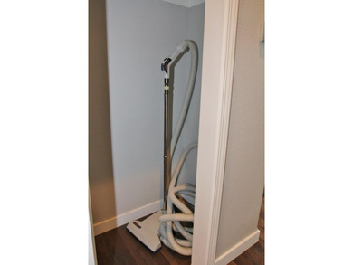 Tastefully updated, move-in ready, easy living home near on Harbor Links Golf Course in Oregon - for sale on GolfHomes.com, golf home, golf lot