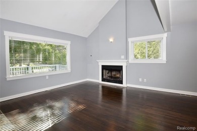 Welcome to 3800 Lakeview in beautiful Shady Beach Heights on Orchard Lake Country Club in Michigan - for sale on GolfHomes.com, golf home, golf lot