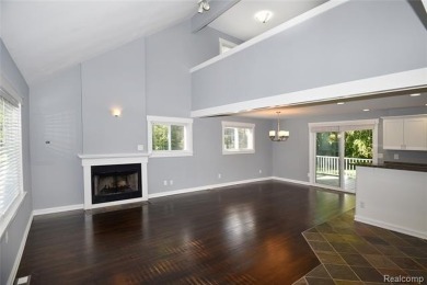 Welcome to 3800 Lakeview in beautiful Shady Beach Heights on Orchard Lake Country Club in Michigan - for sale on GolfHomes.com, golf home, golf lot