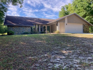 AFFORDABLE, TURN KEY, CONCRETE BLOCK/CONCRRETE SLAB, estate home on Citrus Springs Country Club in Florida - for sale on GolfHomes.com, golf home, golf lot