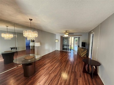 SUNRISE LAKES PHASE 3---HOPA-- 55 OVER---2/2--BEDROOMS HAVE WALK on Sunrise Lakes Phase III in Florida - for sale on GolfHomes.com, golf home, golf lot