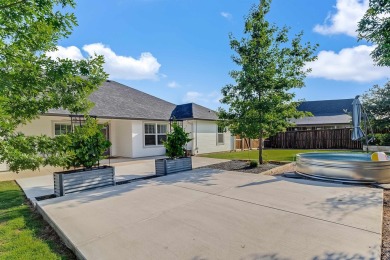 Welcome to this beautiful 3-bedroom, 2-bathroom home located in on Delaware Springs Golf Course in Texas - for sale on GolfHomes.com, golf home, golf lot