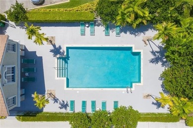 Welcome to Paradise. This beautiful coach home is in on TPC Eagle Trace in Florida - for sale on GolfHomes.com, golf home, golf lot