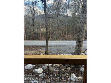 Brand New Mountain Escape - thoughtfully designed for comfort on Laurel Valley Golf Course in Tennessee - for sale on GolfHomes.com, golf home, golf lot