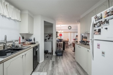 Welcome to Highland Fairways! This easy-to-maintain 2 bedroom, 2 on Highland Fairways Golf Club in Florida - for sale on GolfHomes.com, golf home, golf lot