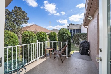 Welcome to this stunning TURNKEY DESIGNER Jasmine model home on The Links of Spruce Creek in Florida - for sale on GolfHomes.com, golf home, golf lot